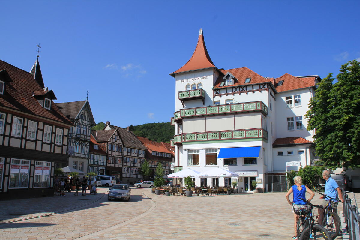 Bild vergrößern: Blick auf den Marktplatz in Bad Salzdetfurth